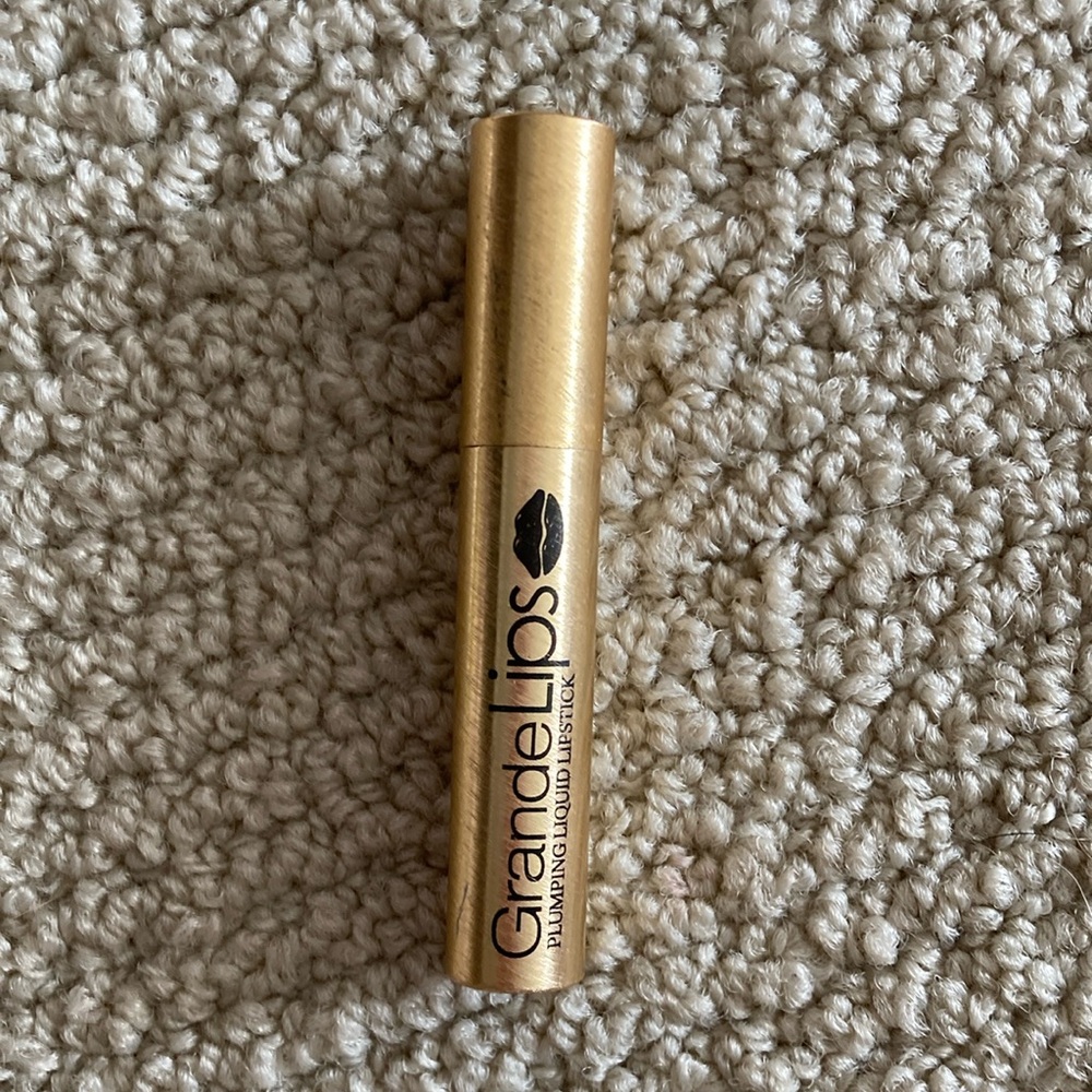 Grande Lips Plumping Liquid Lipstick Smoked Sherry Matte Finish Travel Size